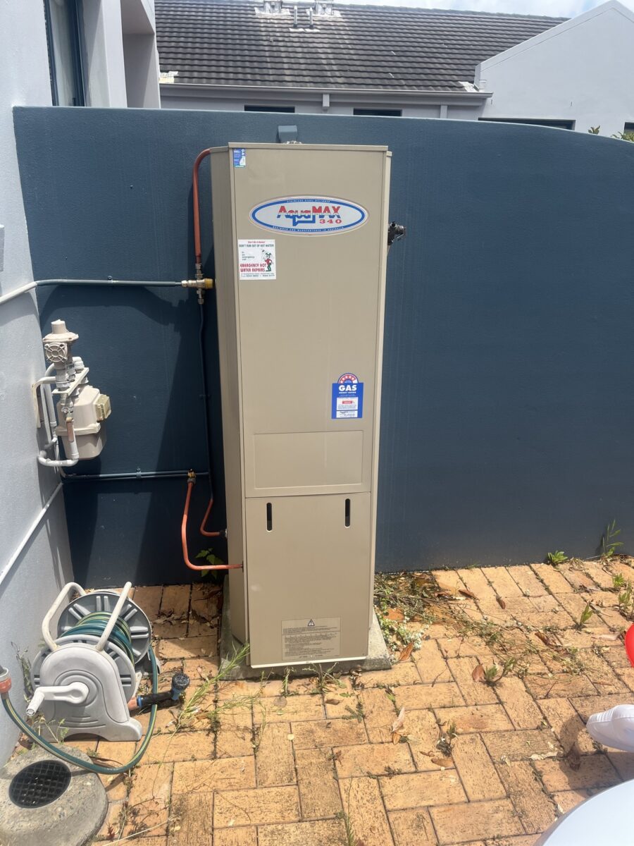 Aquamax electric hot water system installed outdoors at a Sydney home