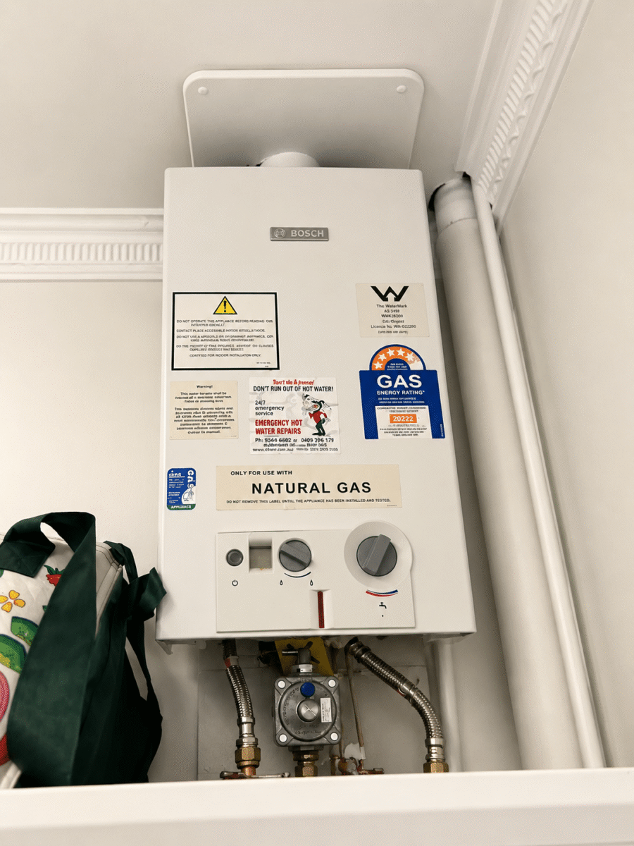 Bosch Internal Compact indoor gas continuous flow hot water unit