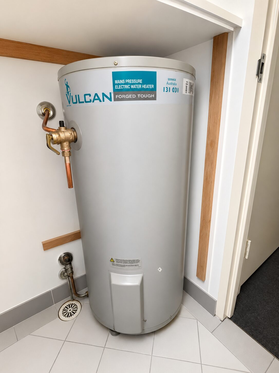 Vulcan electric storage hot water system installed in a Sydney home