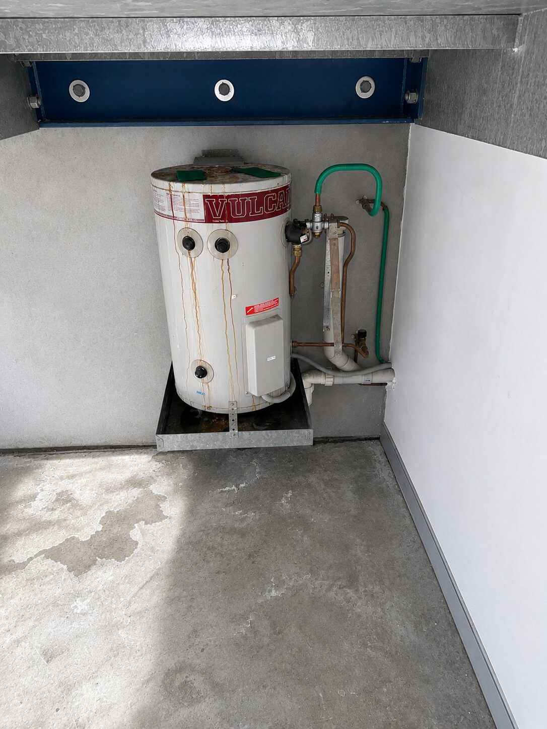 An older Vulcan electric storage system still in service in Sydney