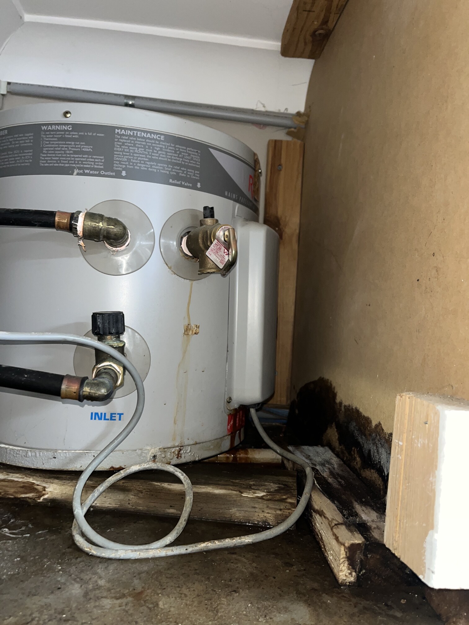 Emergency Hot Water Repairs technician with a new hot water system in Dawes Point