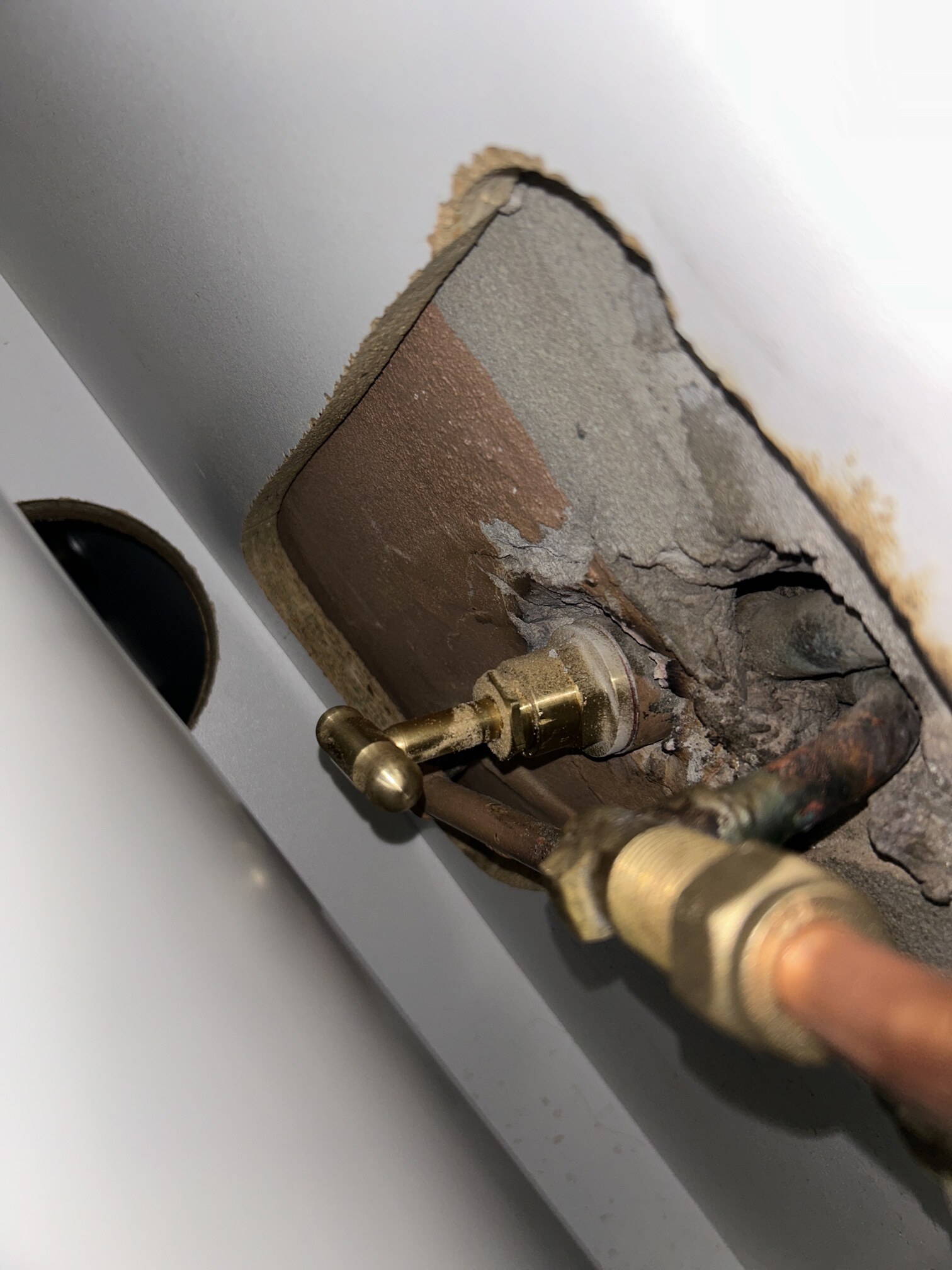 Emergency Hot Water Repairs technician with a new hot water system in Abbotsford