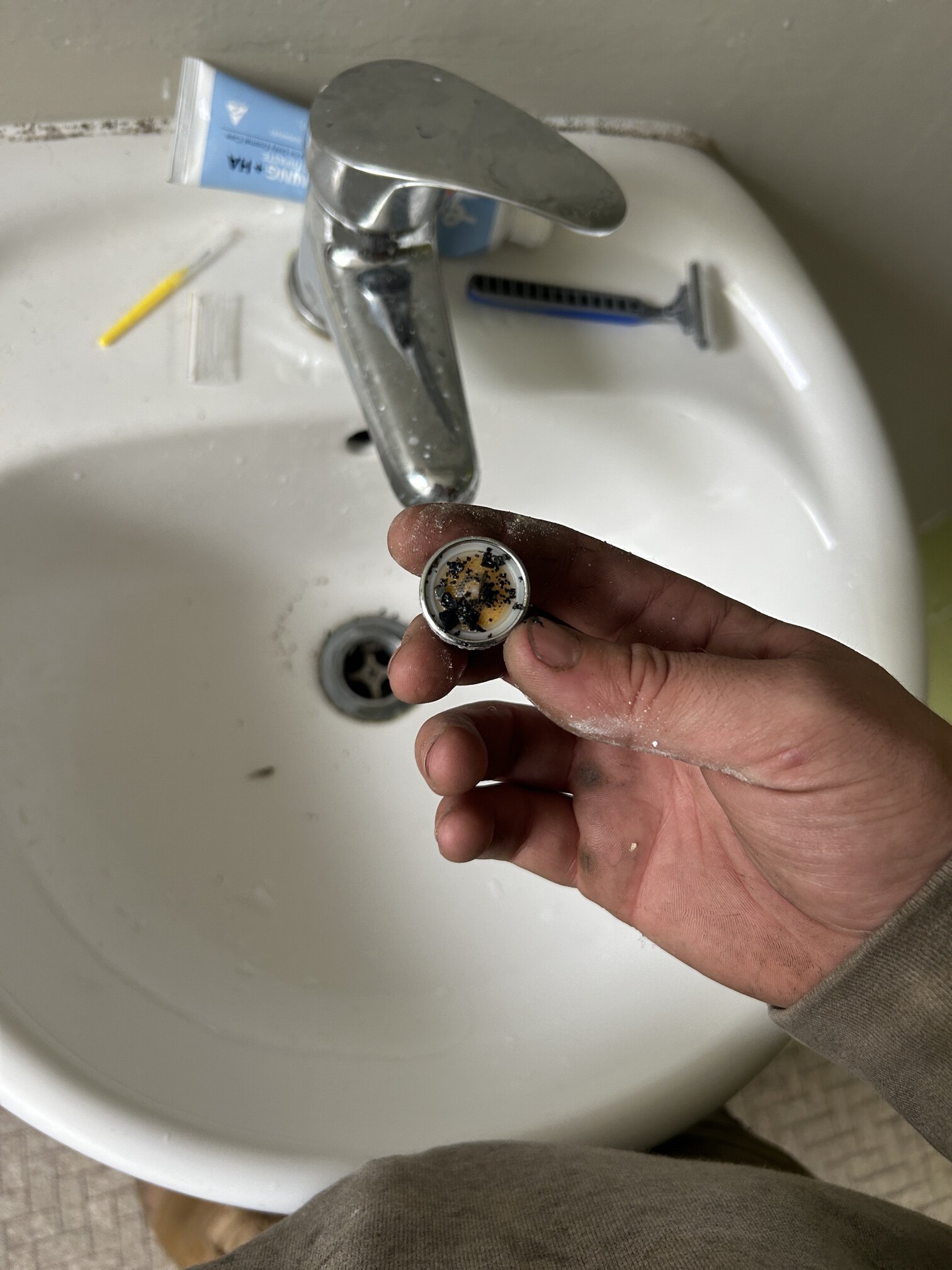 Emergency Hot Water Repairs technician with a new hot water system in Wareemba
