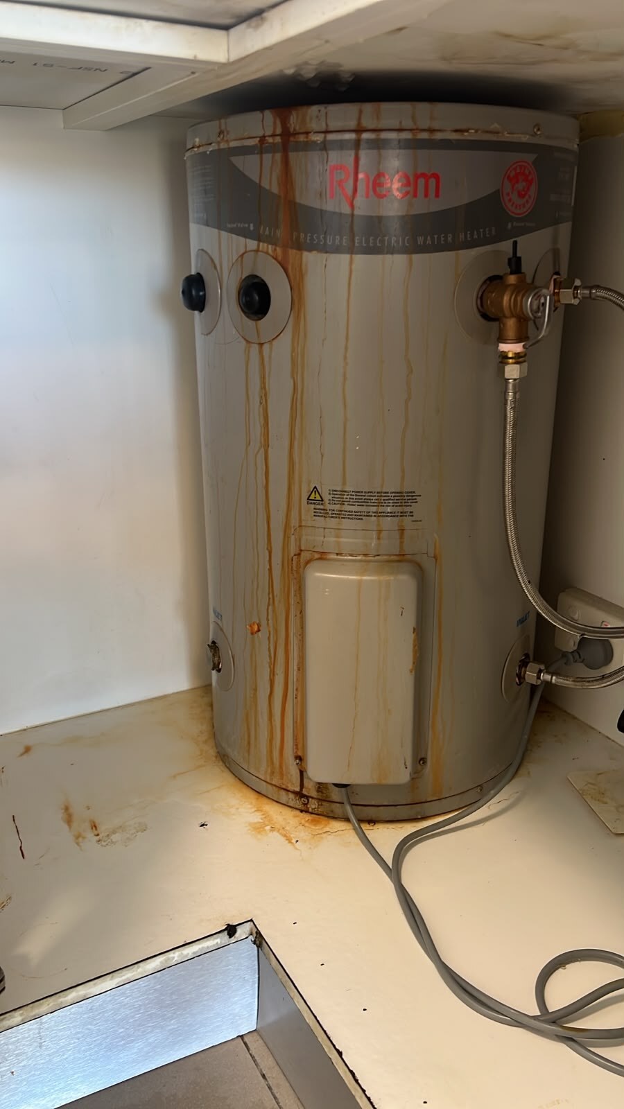 50L hot water system in Carss Park
