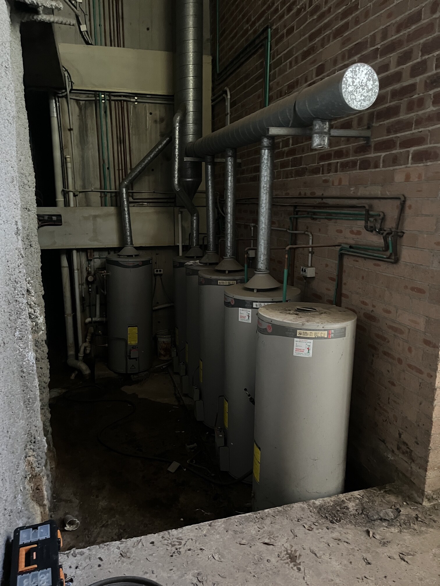 260L hot water system in Birchgrove